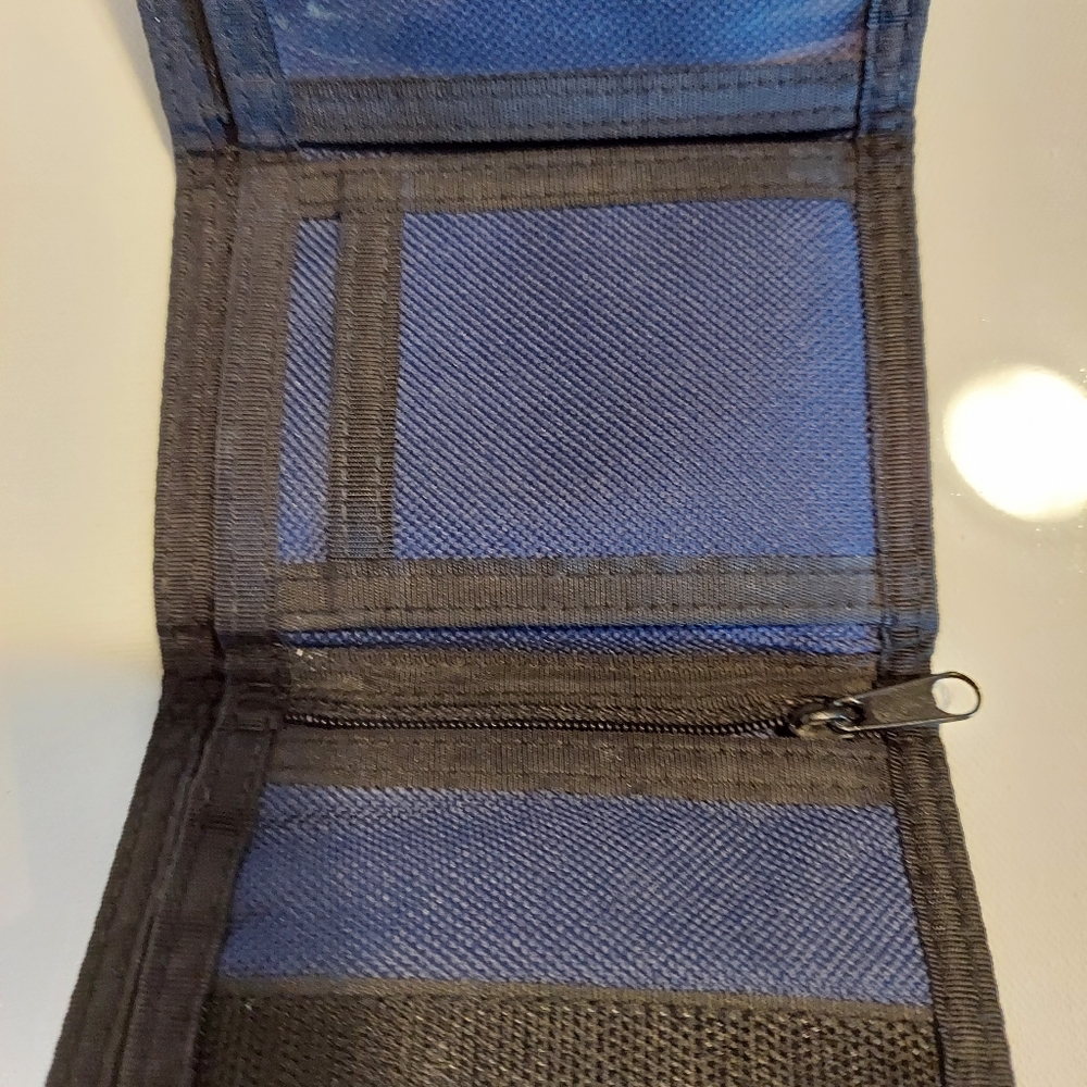 wallet - Picture 4 of 4